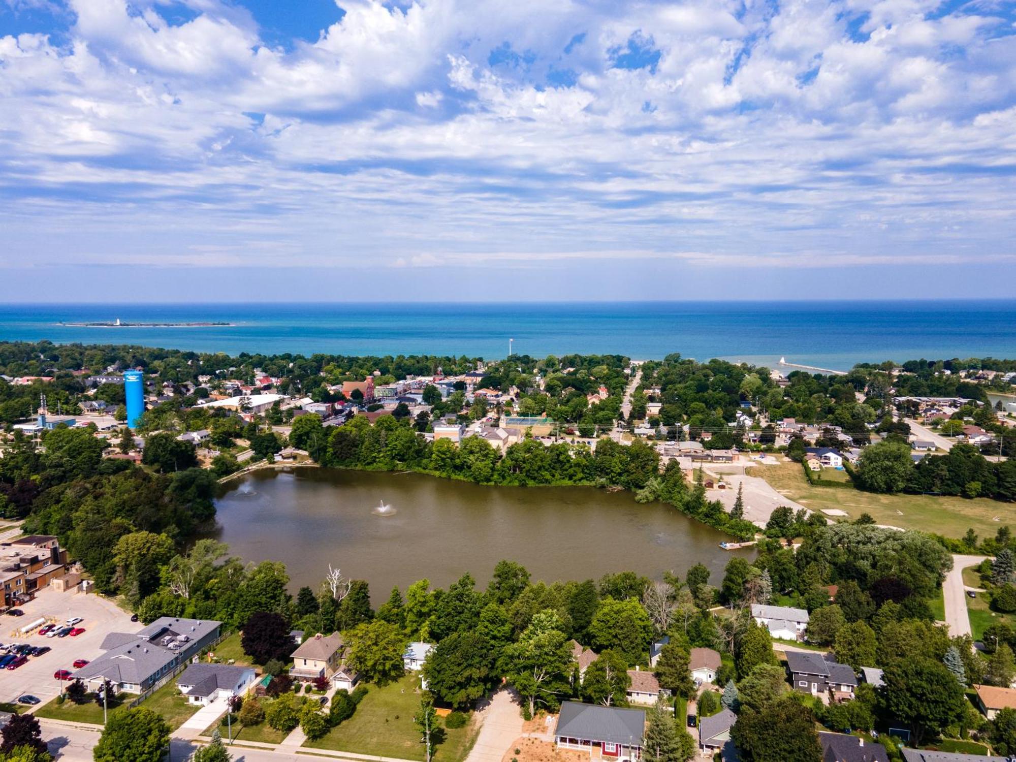 Globalstay New Houses Near Huron Lake Порт Елгин Екстериор снимка