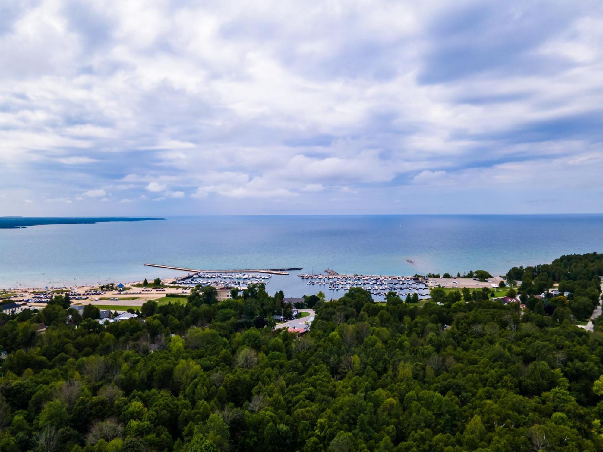 Globalstay New Houses Near Huron Lake Порт Елгин Екстериор снимка